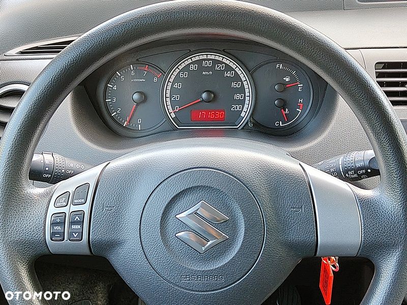 Suzuki Swift 1.3 GS / Premium - 13