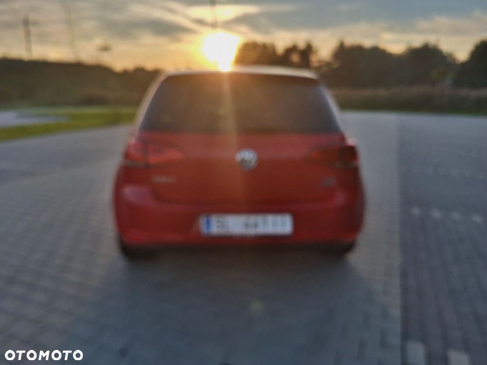 Volkswagen Golf - 15