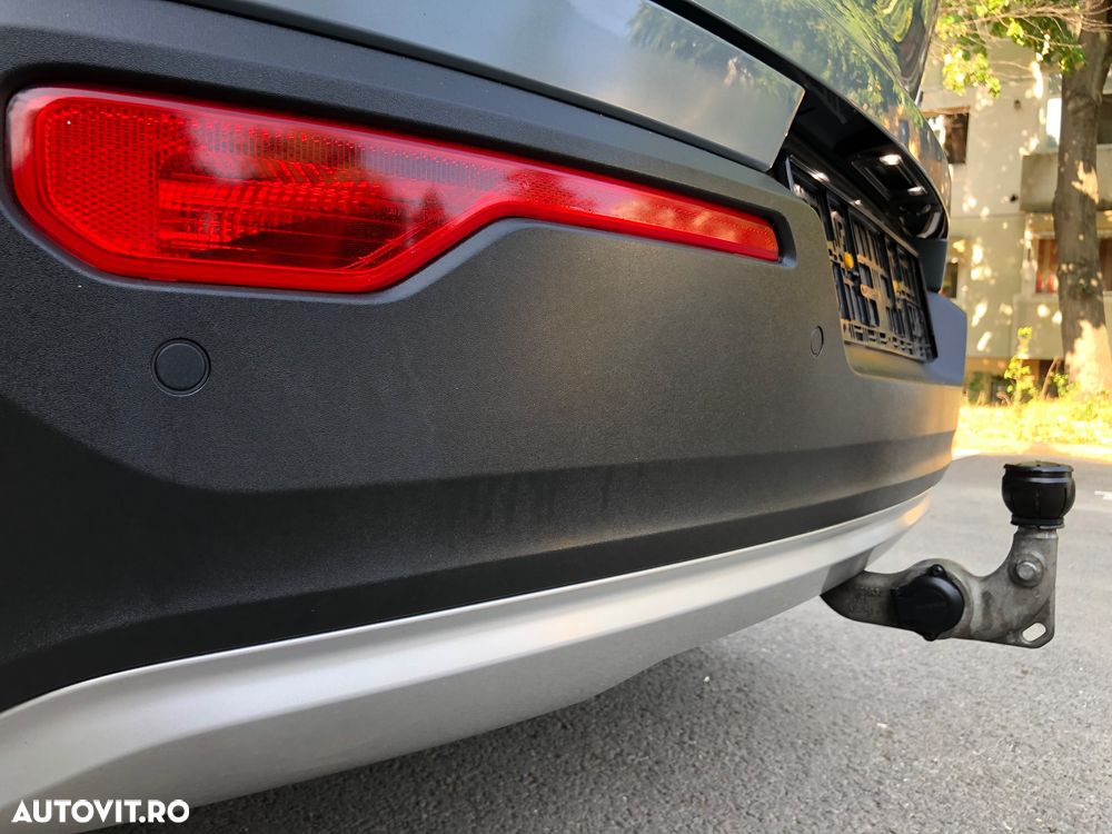 Volvo XC 40 - 24