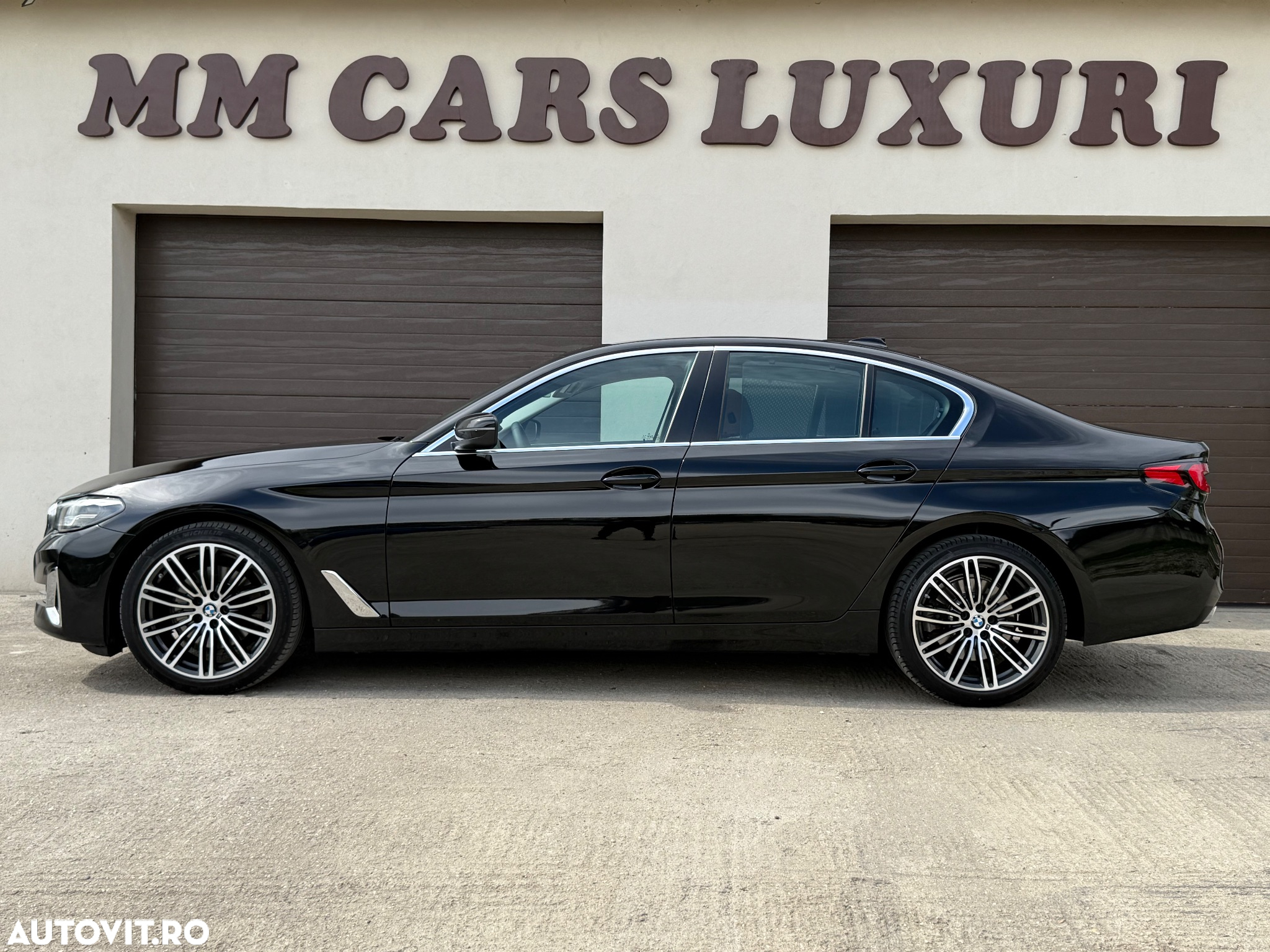 BMW Seria 5 520d Aut. Sport Line - 41