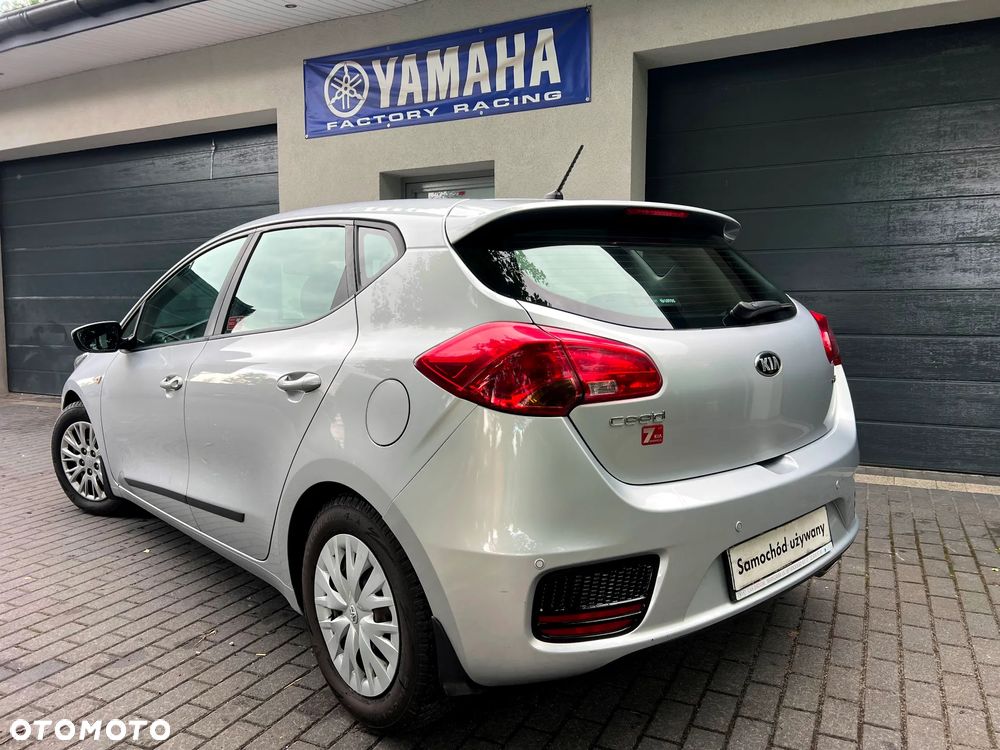 Kia Ceed 1.6 CRDi M - 8
