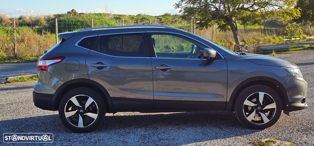 Nissan Qashqai 1.5 dCi N-Connecta RS+PS - 4
