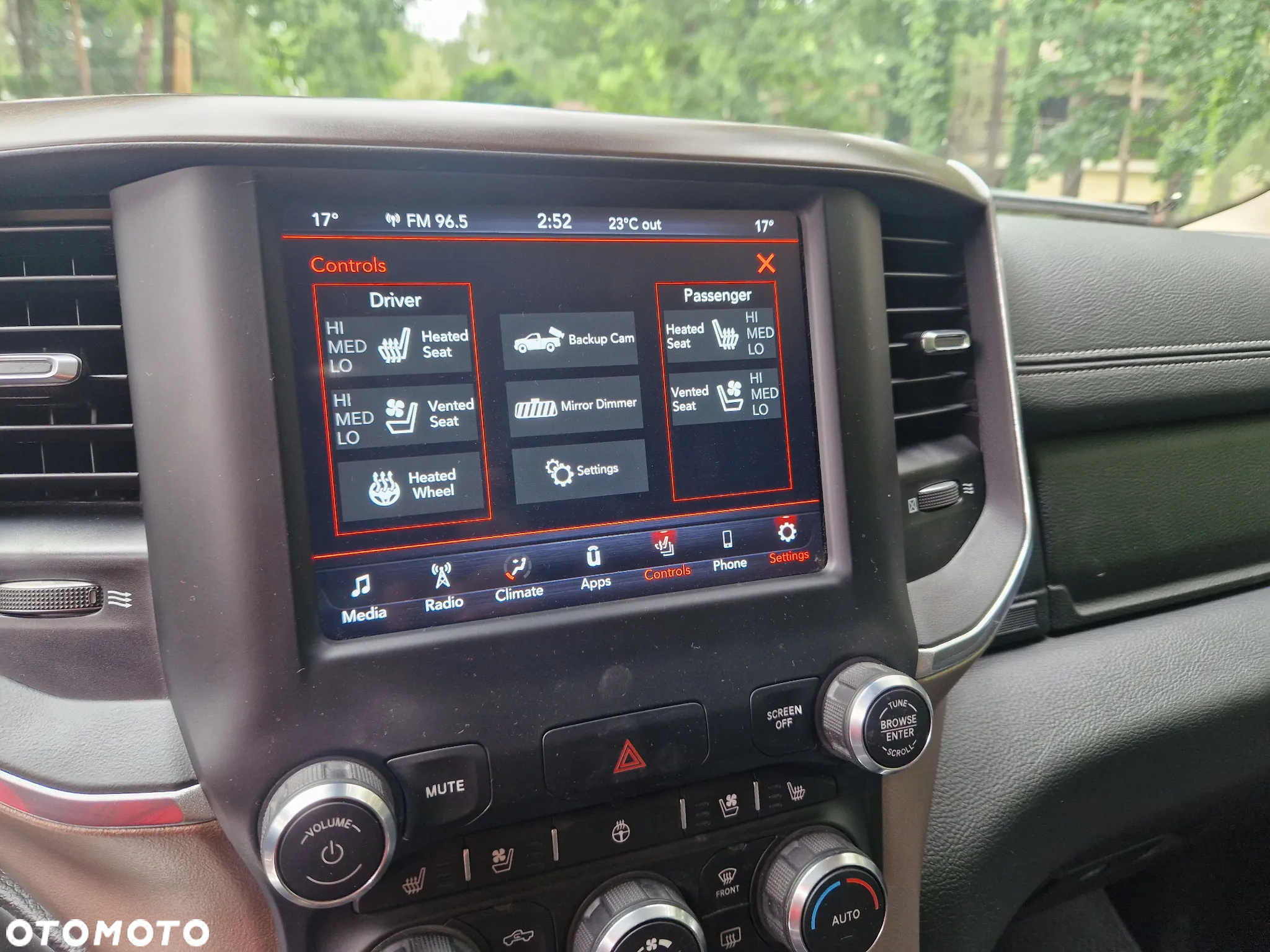 RAM 1500 Quad Cab Longbed Laramie - 15