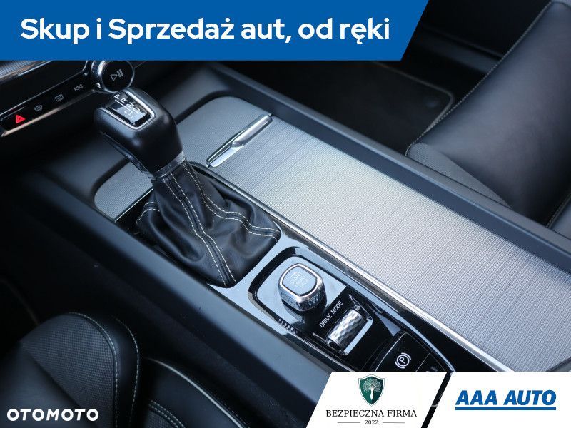 Volvo XC 60 - 15