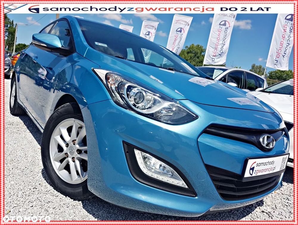 Hyundai i30 i30cw 1.6 CRDi Intro Edition - 1