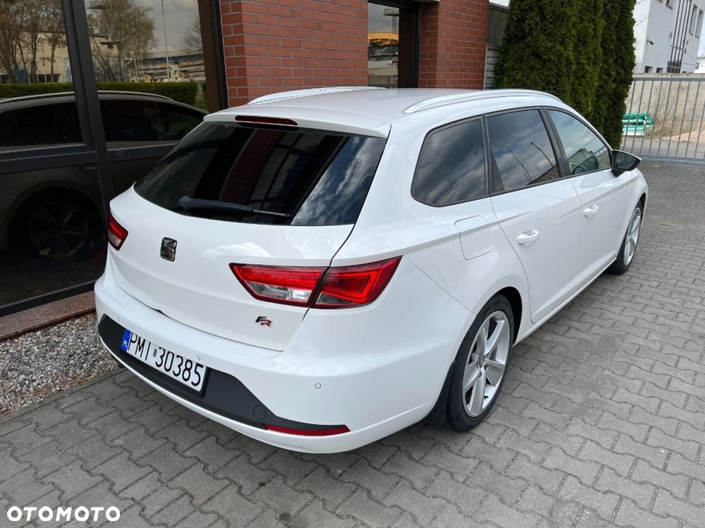 Seat Leon Sportstourer 2.0 TDI DPF DSG FR - 3
