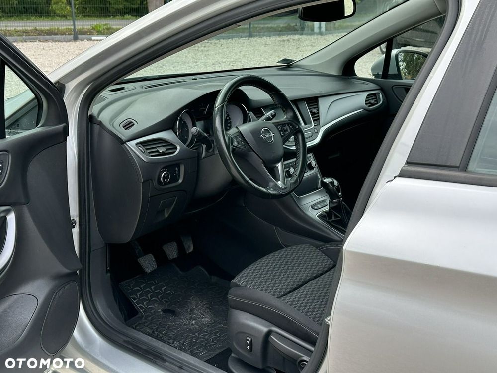 Opel Astra - 10