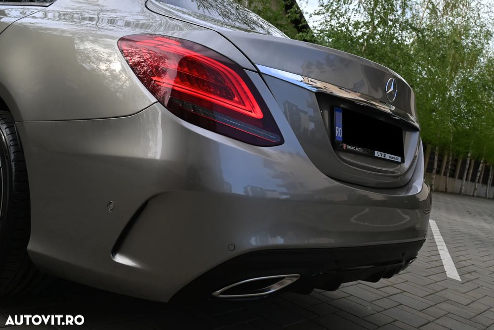 Mercedes-Benz C 200 4MATIC 9G-TRONIC AMG Line Advanced - 26
