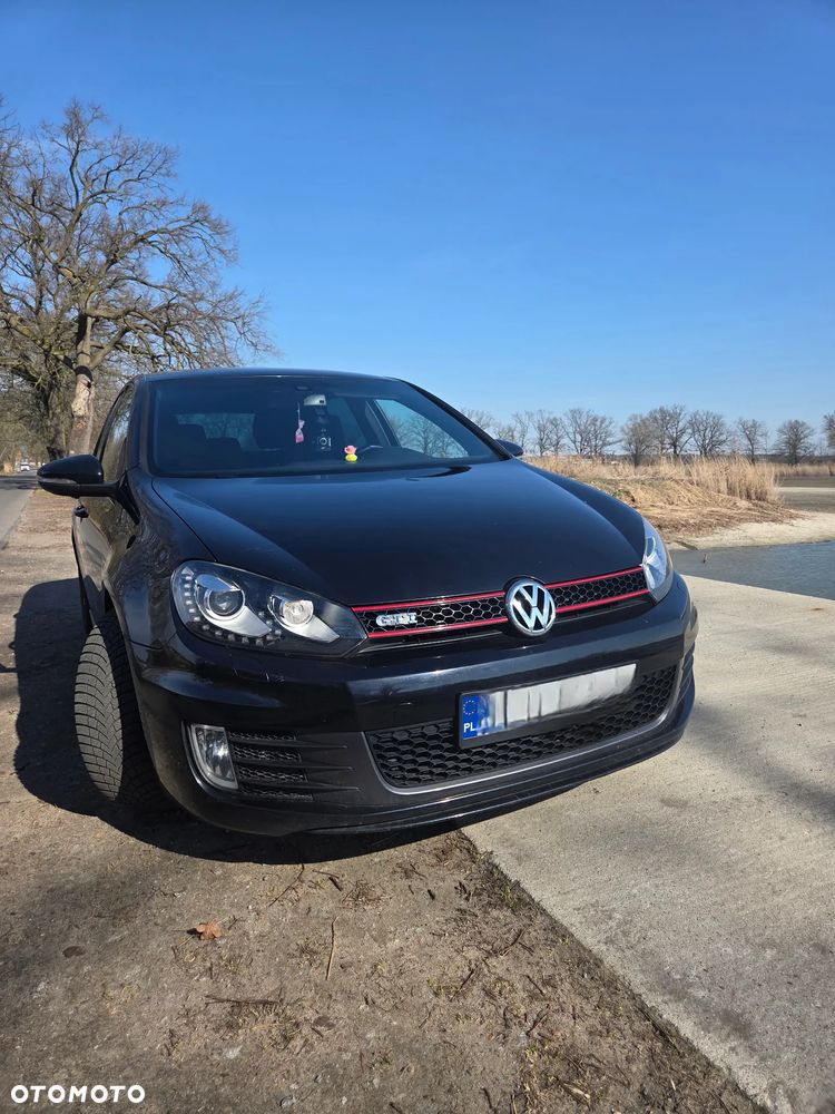 Volkswagen Golf 2.0 TSI GTI - 1