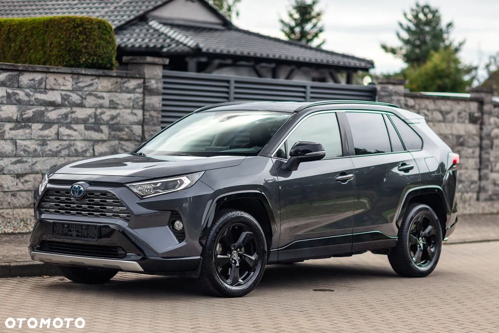 Toyota RAV4 2.5 Hybrid Black Edition by JBL 4x4 - 9