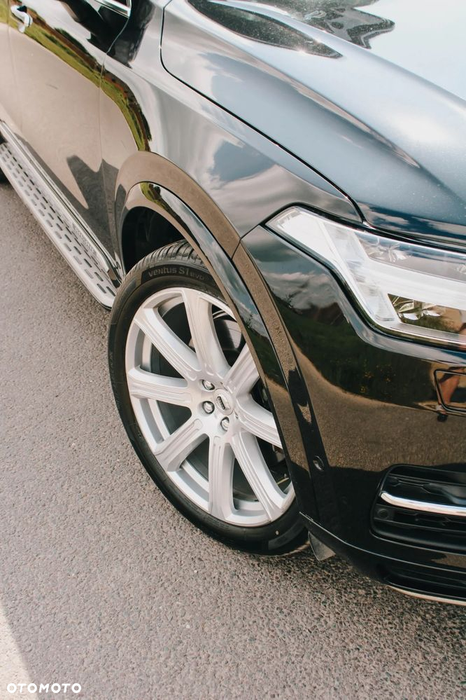 Volvo XC 90 T8 AWD Plug-In Hybrid Excellence - 4