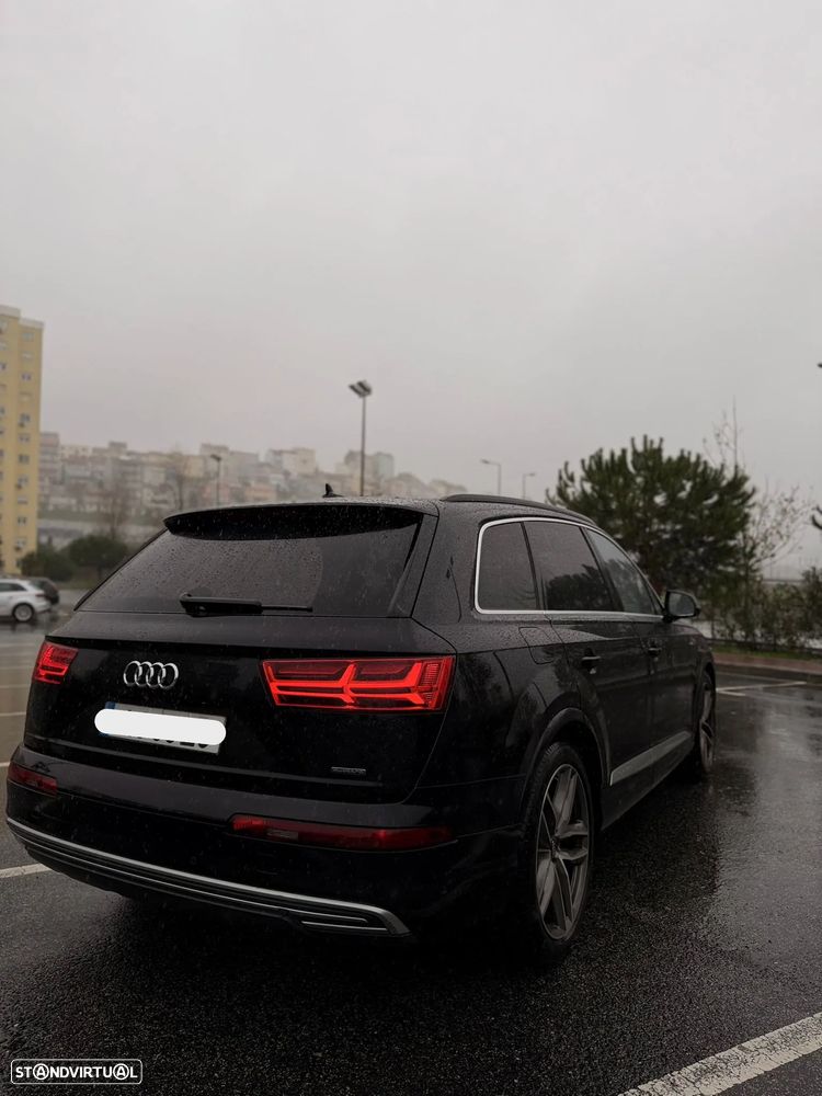 Audi Q7 - 4