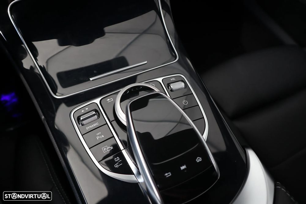 Mercedes-Benz C 300 de Avantgarde - 25