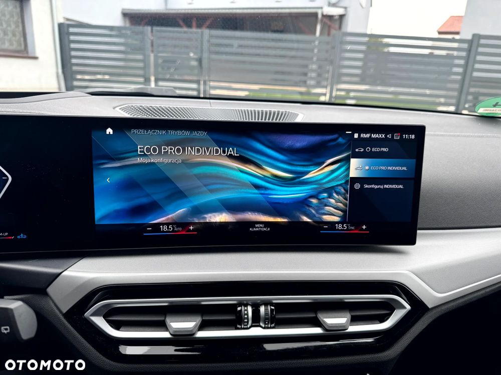 BMW Seria 3 318i Business Edition - 37