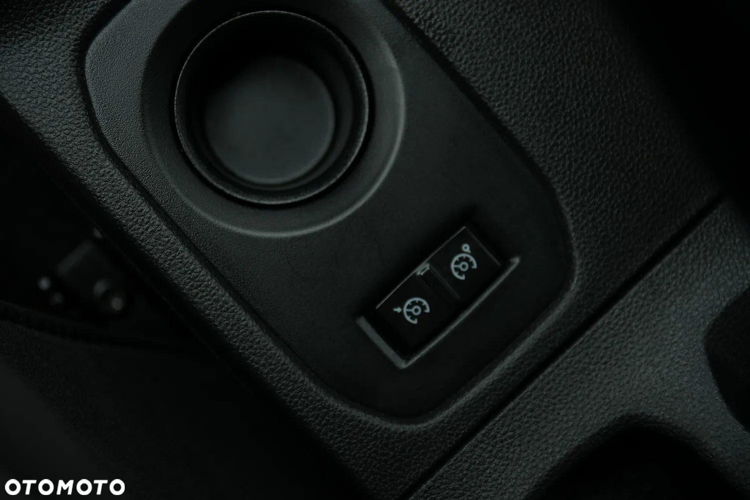 Dacia Duster 1.6 SCe Prestige - 27