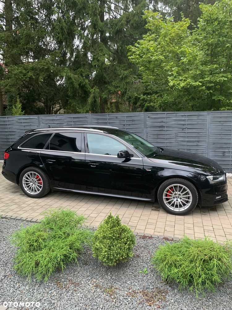 Audi A4 Avant 2.0 TDI DPF quattro S tronic S line Sportpaket - 12