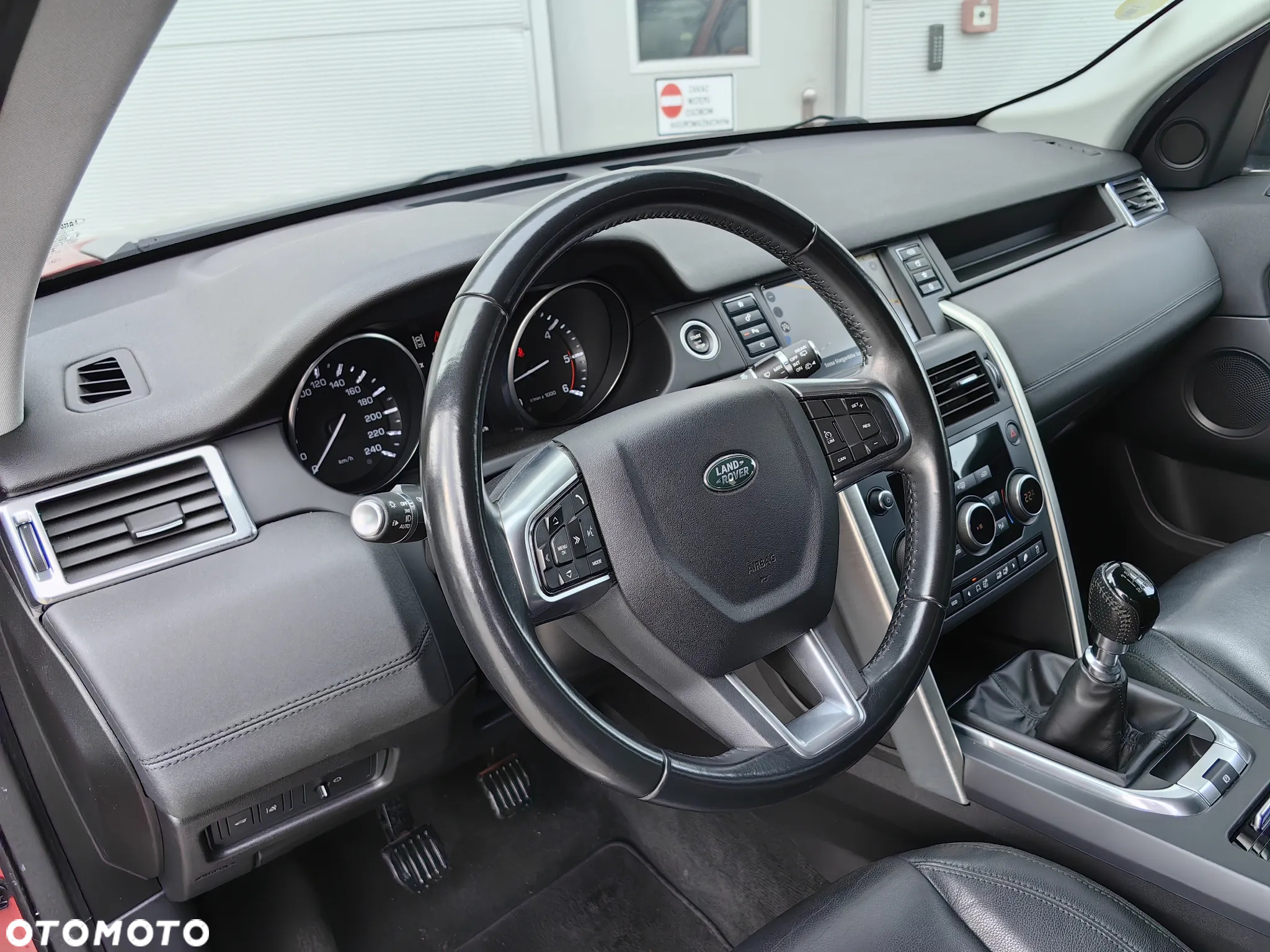Land Rover Discovery Sport 2.0 TD4 HSE Luxury - 11