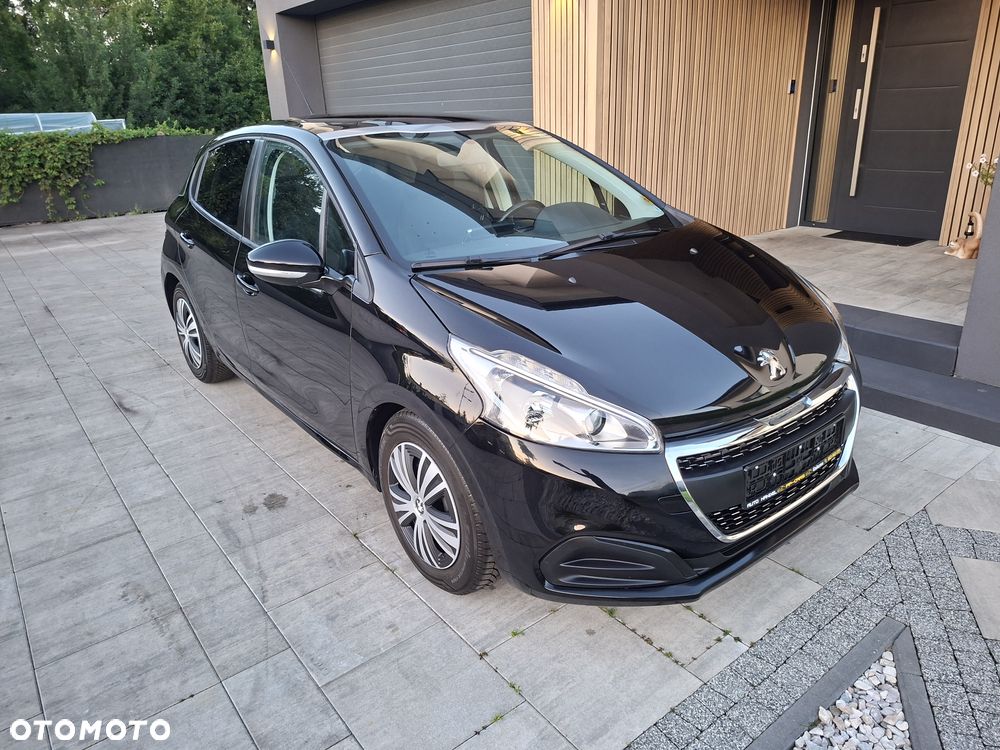 Peugeot 208 - 14