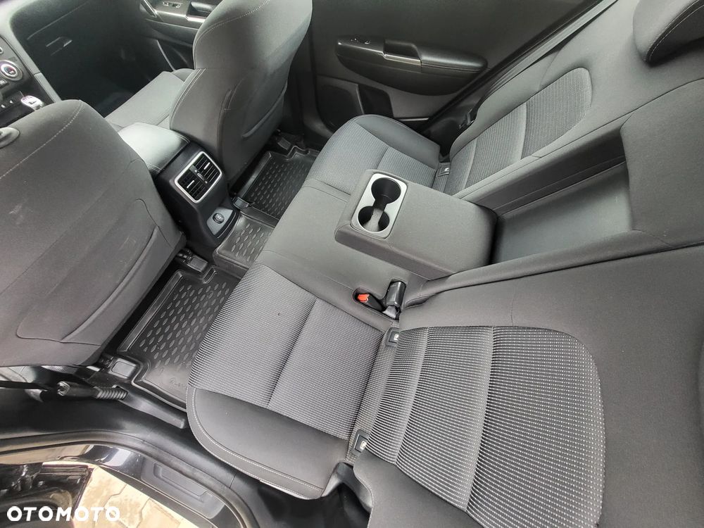 Kia Sportage 1.6 GDI L Business Line Plus 2WD - 35