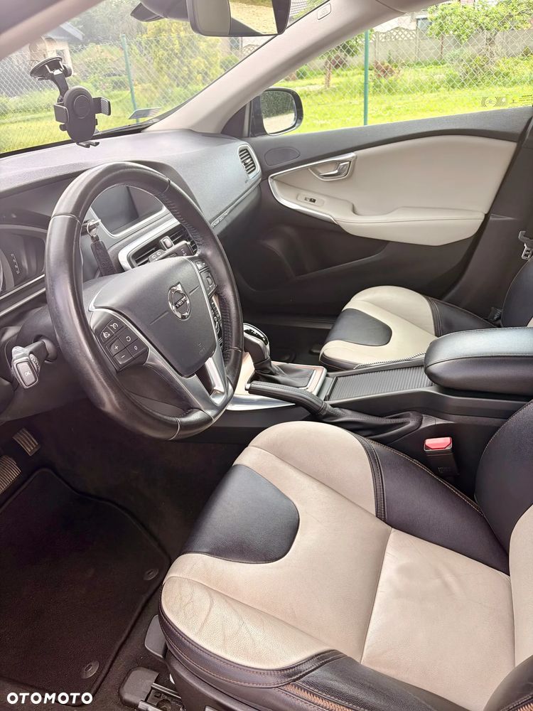 Volvo V40 D3 Drive-E Summum - 2