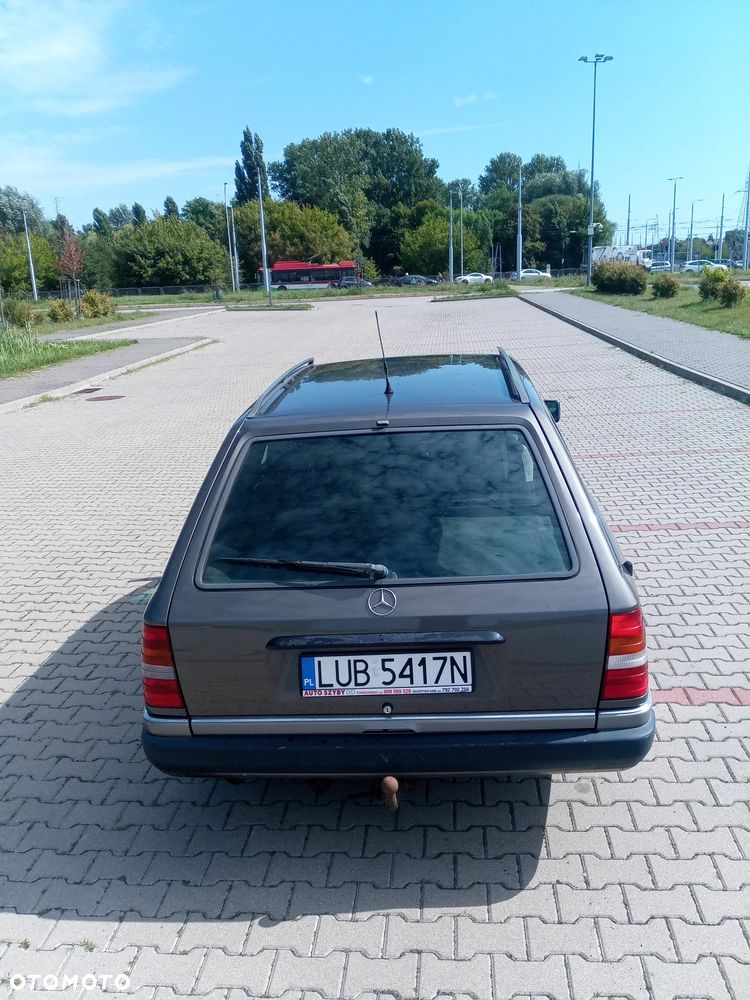 Mercedes-Benz W124 (1984-1993) - 3
