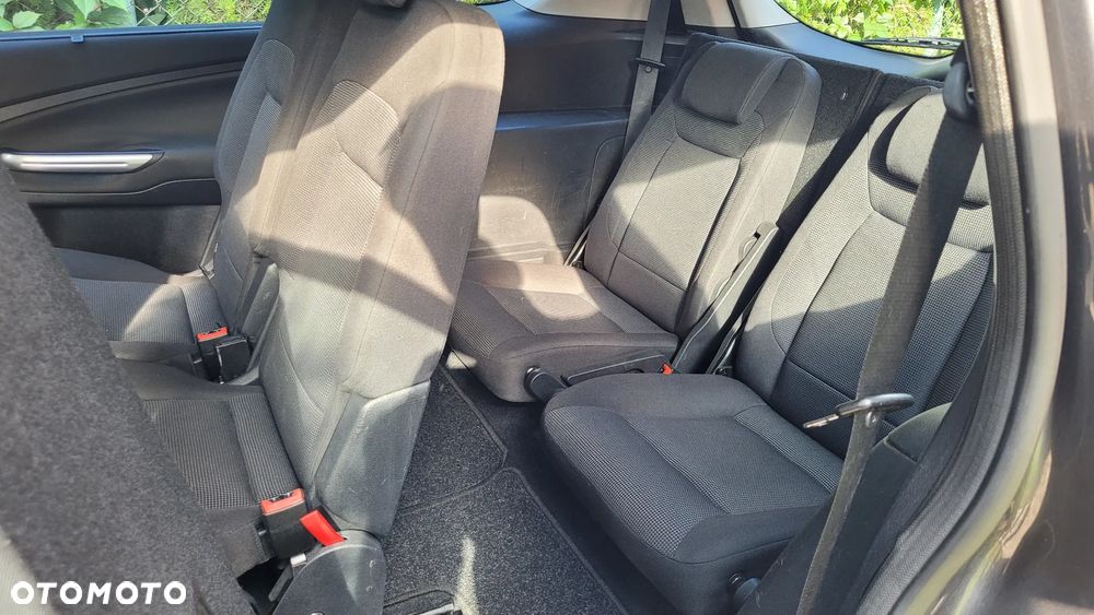 Ford S-Max 2.0 FF Titanium - 13