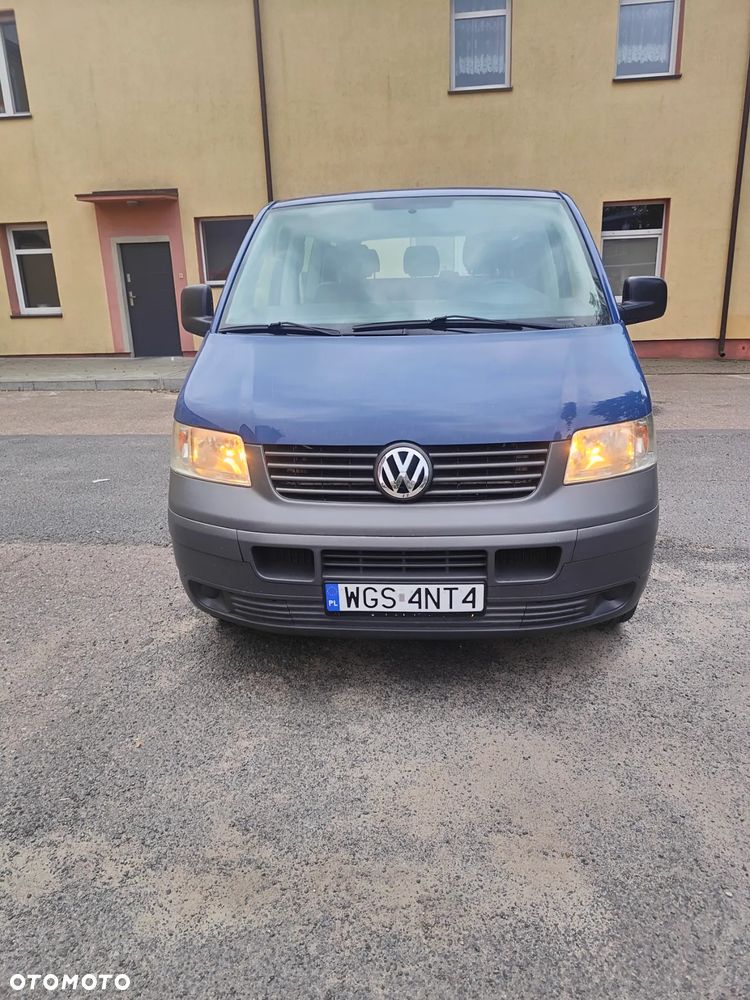 Volkswagen Caravelle - 3