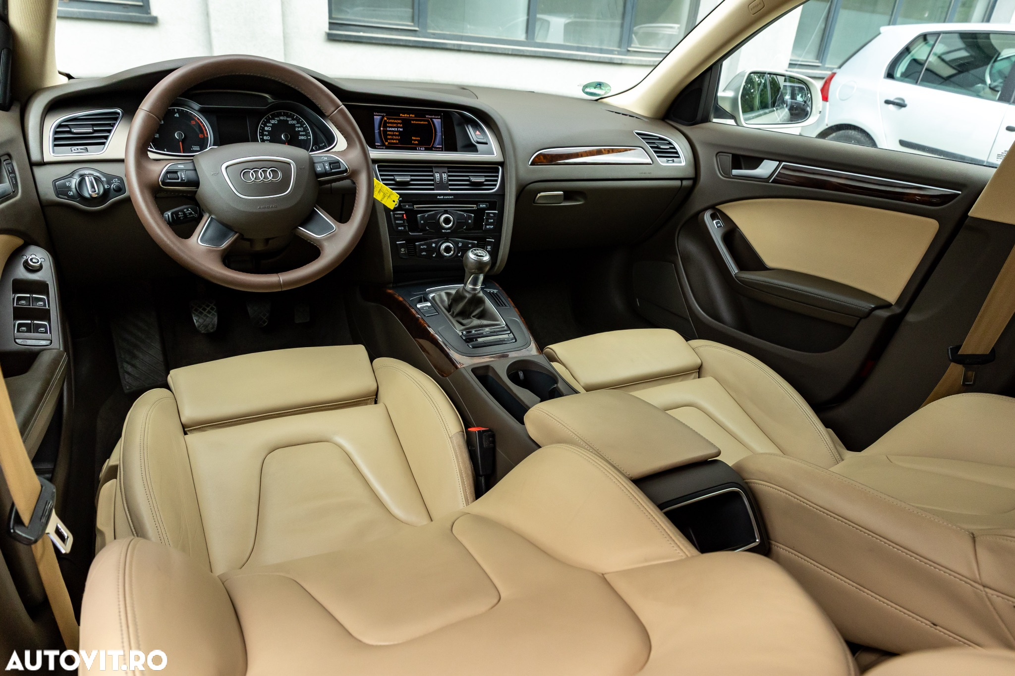Audi A4 - 4