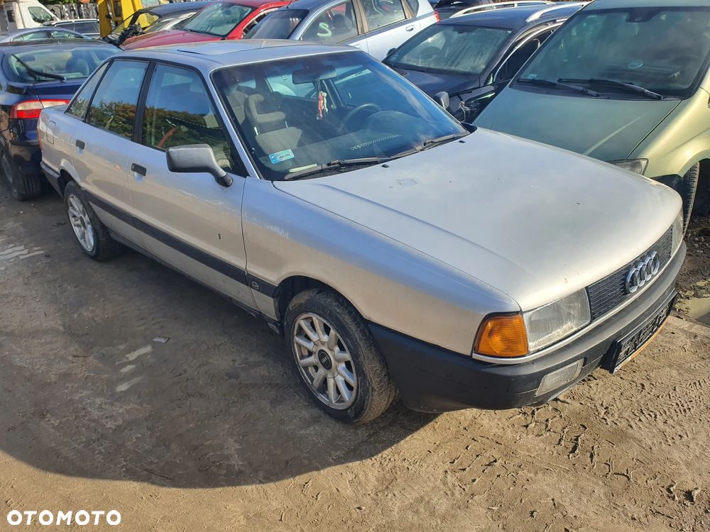 audi 80 b3 fotel kanapa deska kokpit podsufitka boczek podłokietnik licznik panel - 1