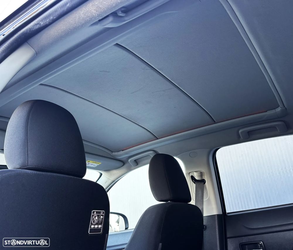 Mitsubishi ASX 1.6 MIVEC Intense Connect Edition - 15