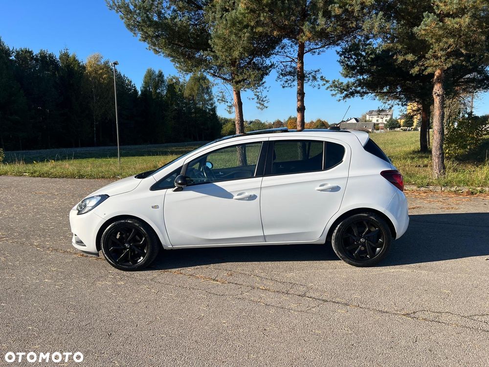 Opel Corsa 1.2 Cosmo - 4