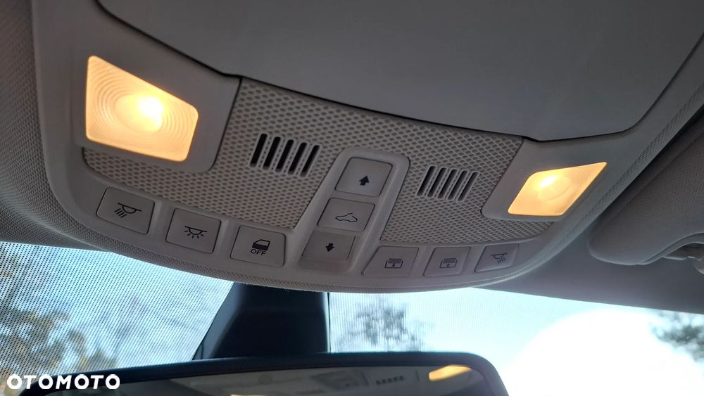 Ford Mondeo SW 2.0 TDCi Titanium PowerShift - 32