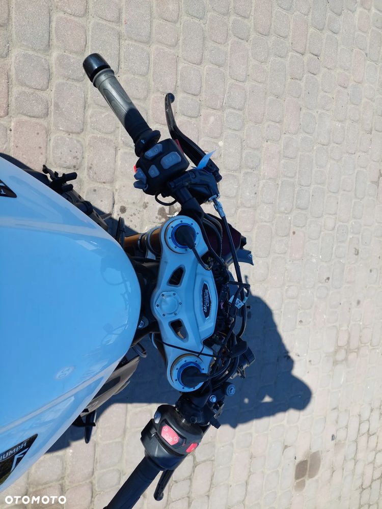 Triumph Speed Triple - 9