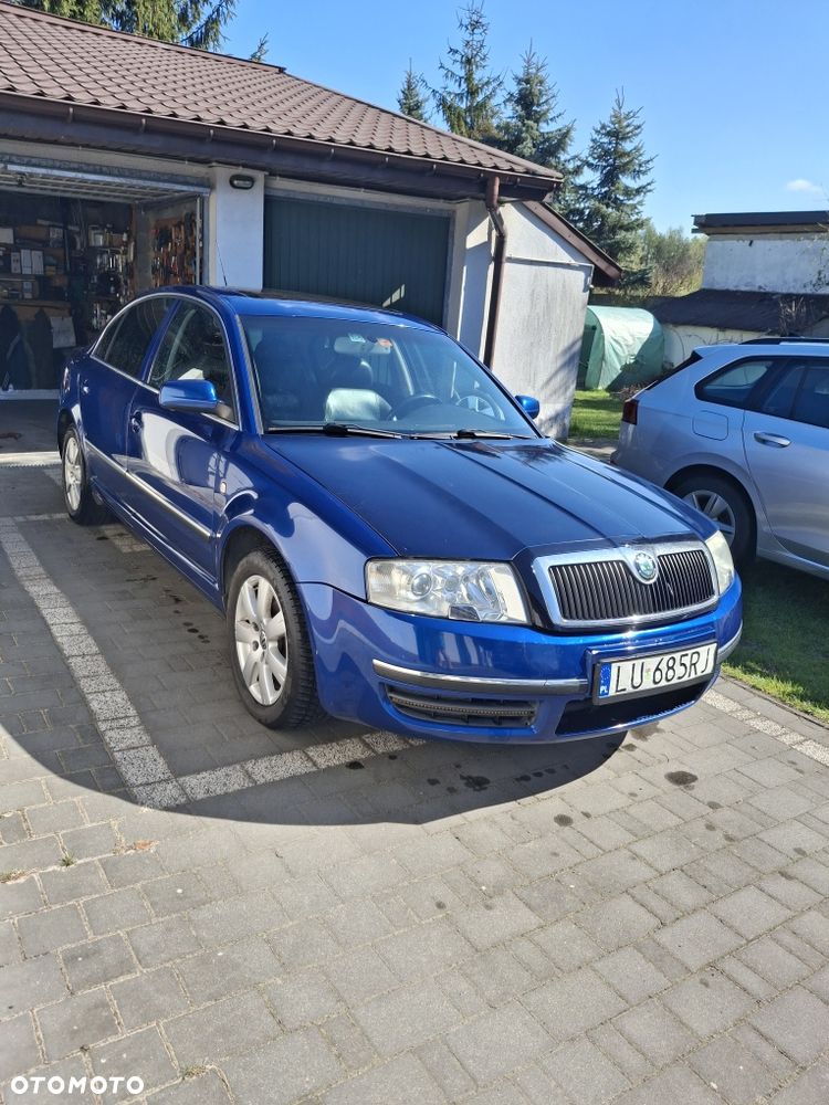Skoda Superb - 2