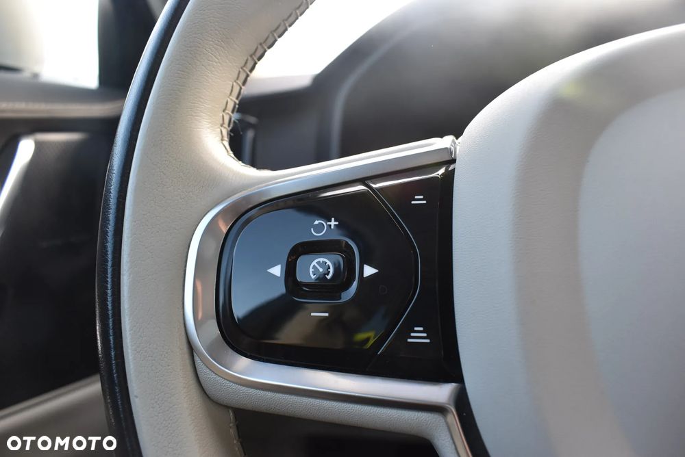 Volvo S90 D5 AWD Inscription - 22