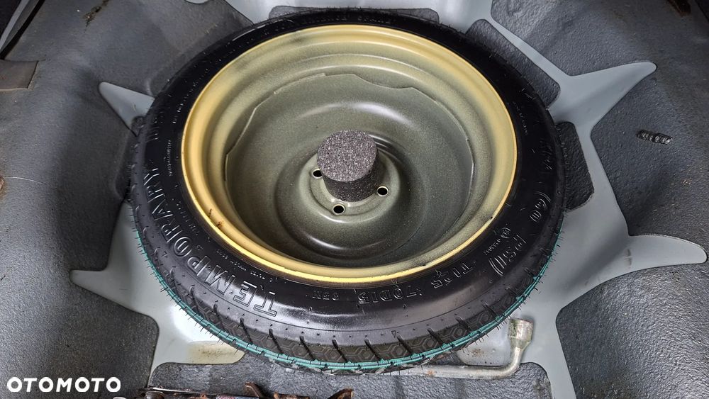 Honda Civic 1.7 ES - 14