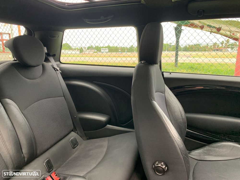 MINI 3 Portas Cooper S - 18