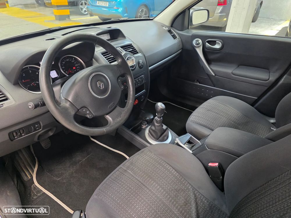 Renault Mégane Break 1.5 dCi Privilège - 10