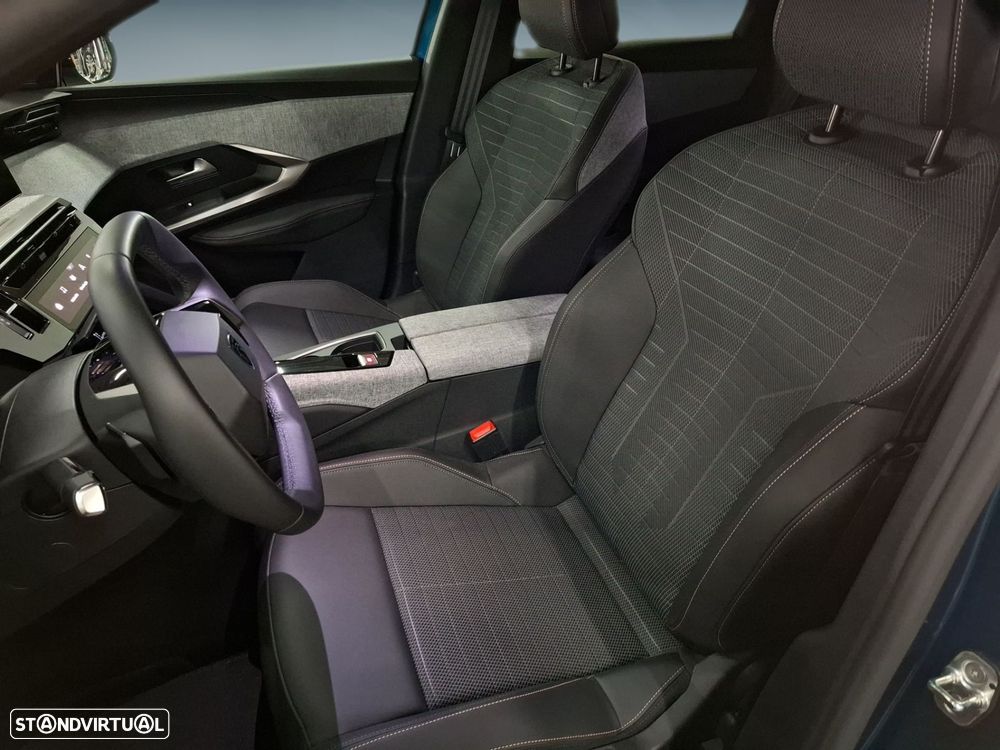 Peugeot E-3008 73 kWh Allure - 11