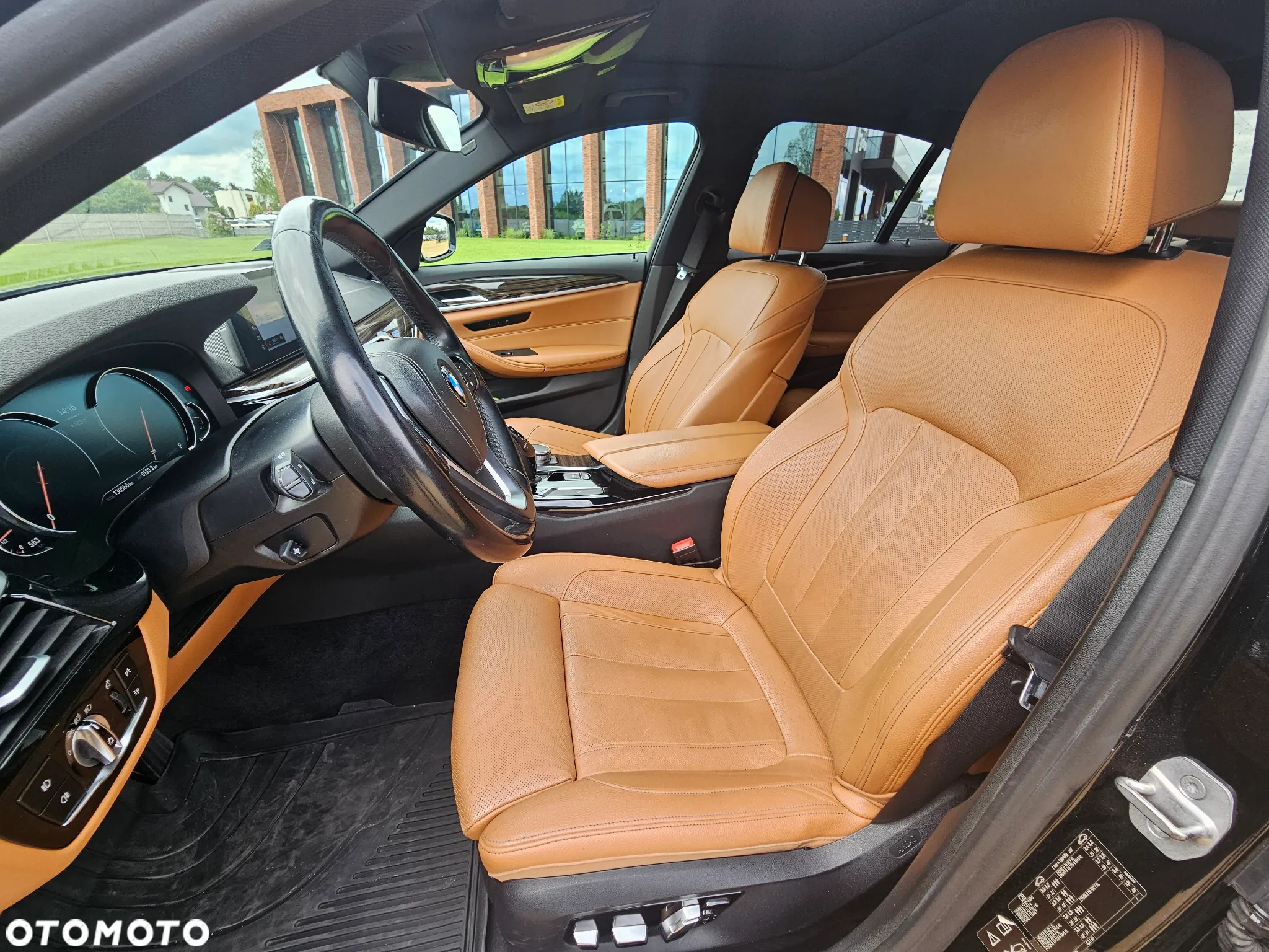 BMW Seria 5 530d xDrive Sport - 13
