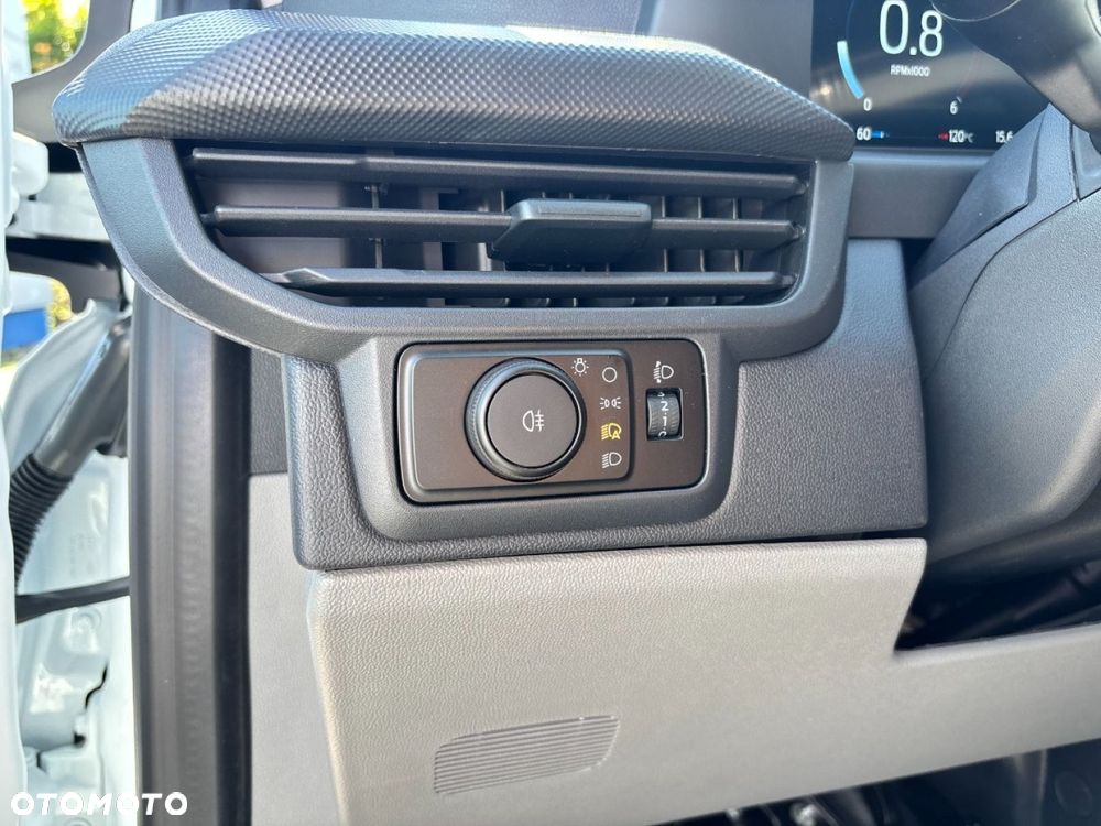 Ford Transit Custom - 27