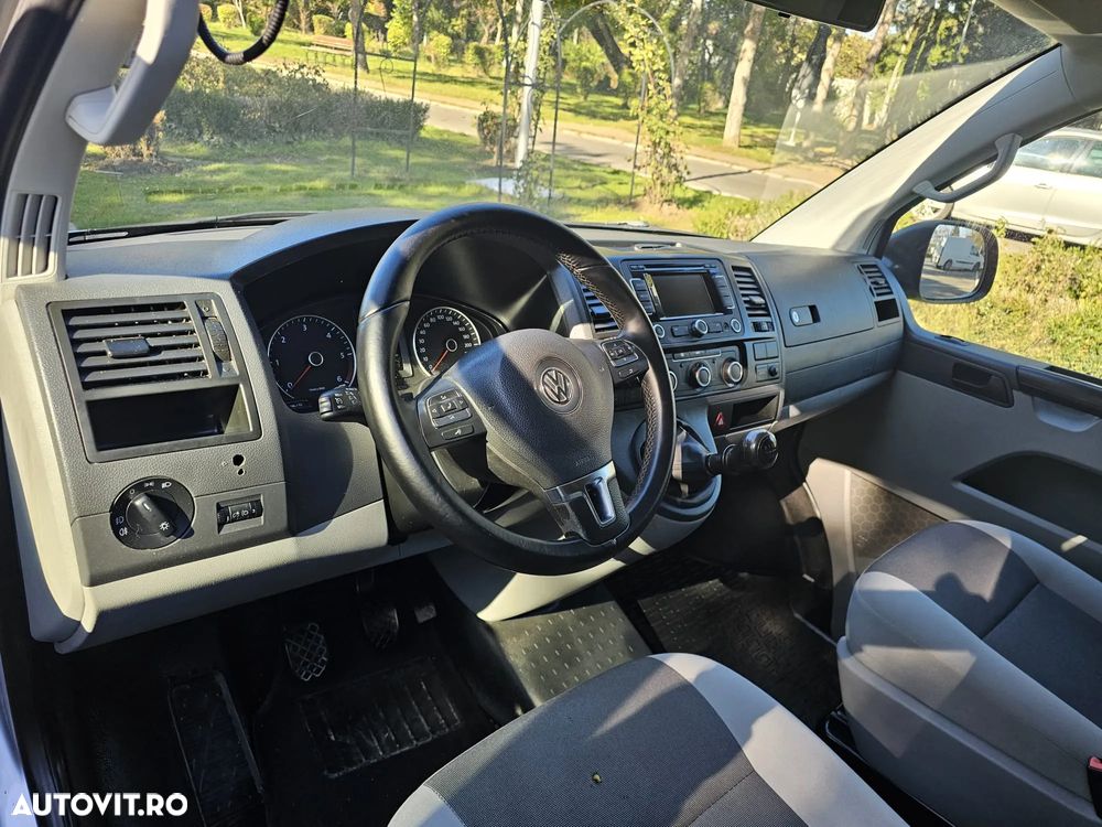 Volkswagen TRANSPORTER T5 - 6