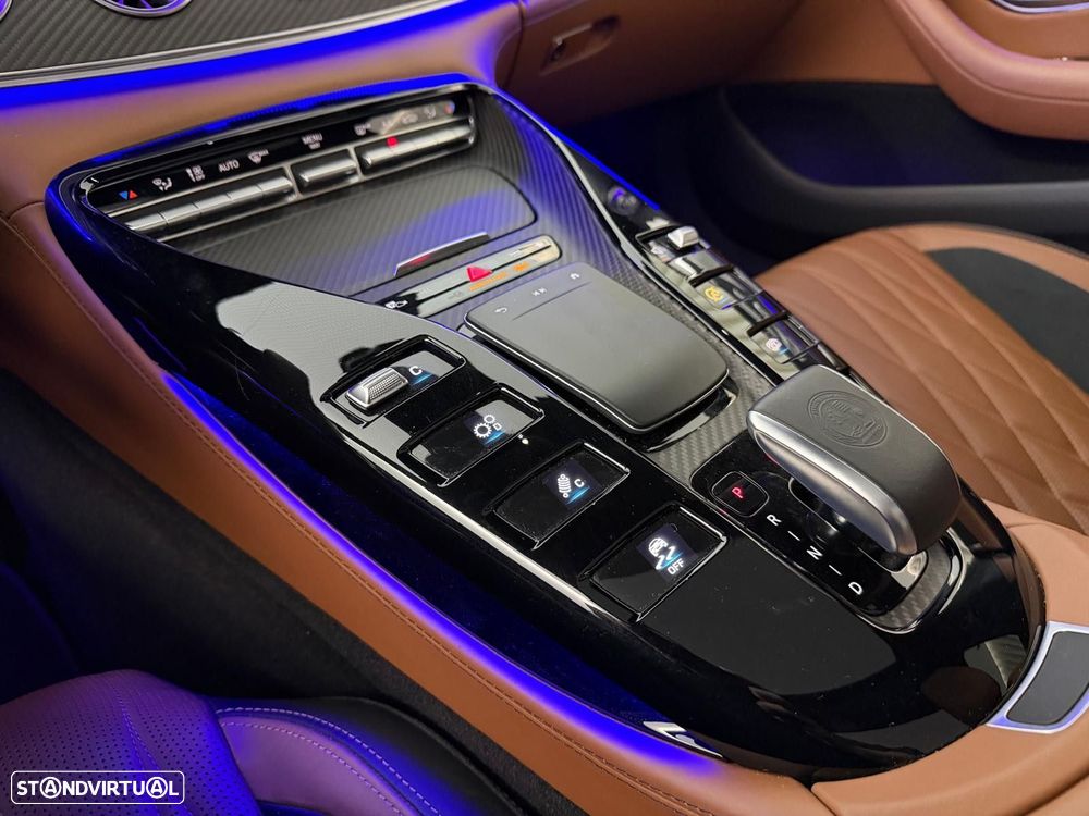Mercedes-Benz AMG GT 4 portas 53 4Matic+ - 32