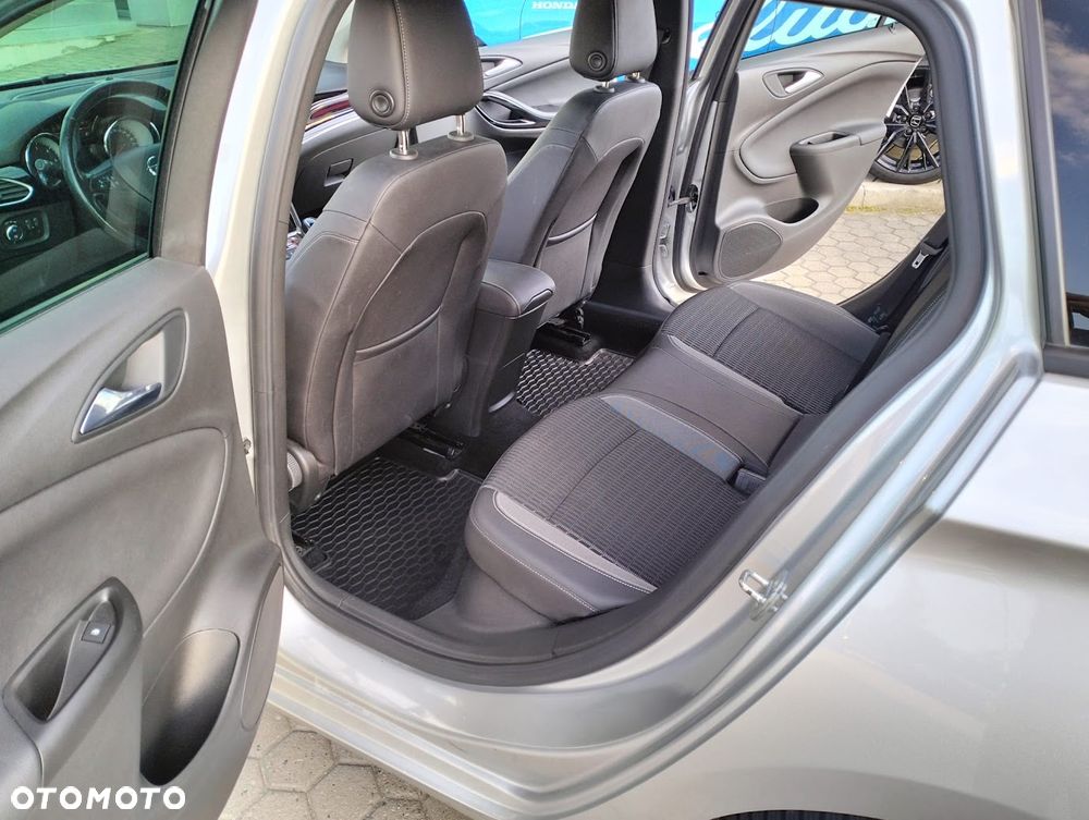 Opel Astra 1.5 CDTI Ultimate S&S - 9