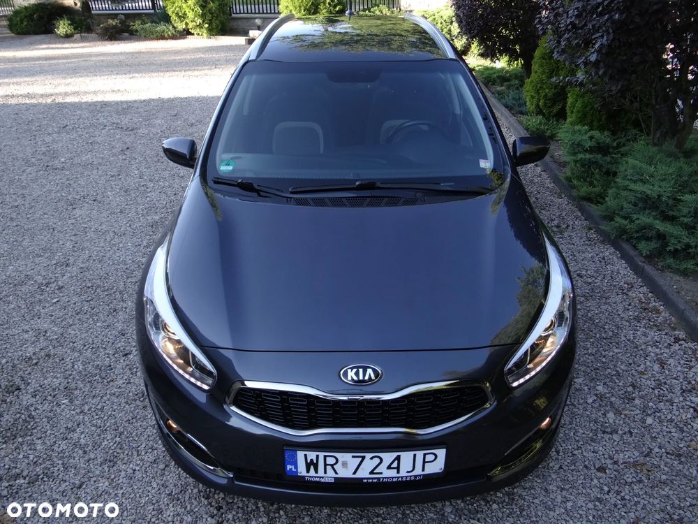 Kia Ceed 1.4 CVVT Dream-Team Edition - 2