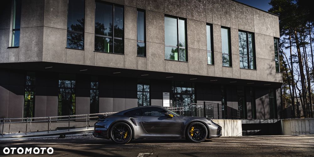 Porsche 911 Turbo S - 4