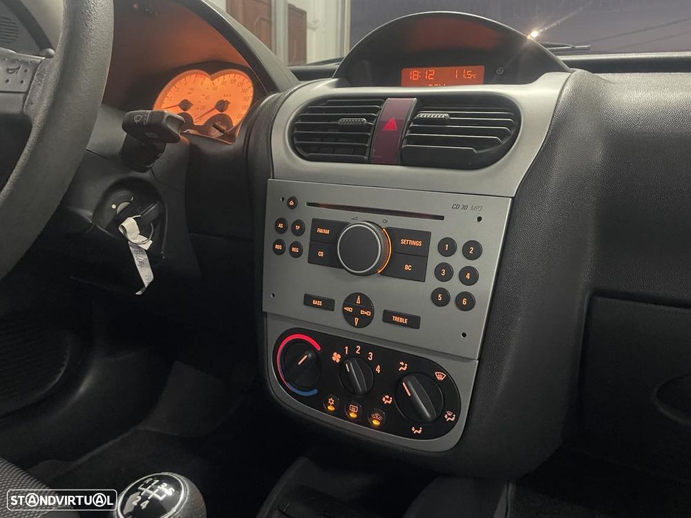 Opel Corsa 1.3 CDTI Silver - 19