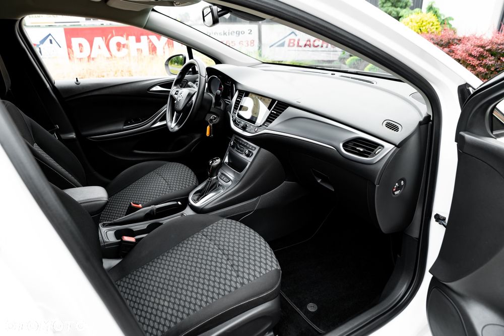 Opel Astra 1.6 D Automatik ON - 22