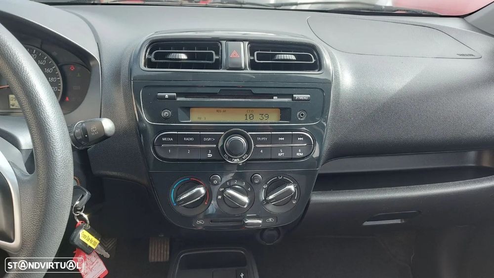 Mitsubishi Space Star - 15