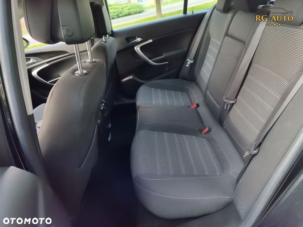 Opel Insignia - 36